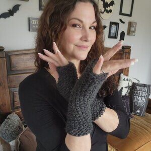 Hand Knit Fingerless Gloves, Armwarmers in Gray Yarn, Womens "Twilight Cloud",